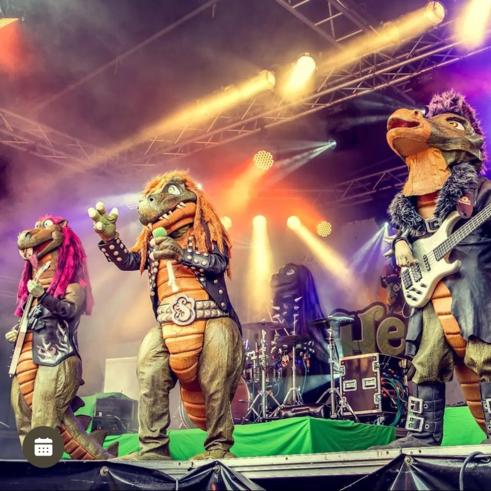 Heavysaurus Konzert in Köln im E-Werk, Live-Event für Kinder, Kinderband Heavysaurus auf der Bühne, Konzertatmosphäre, Kinderfans